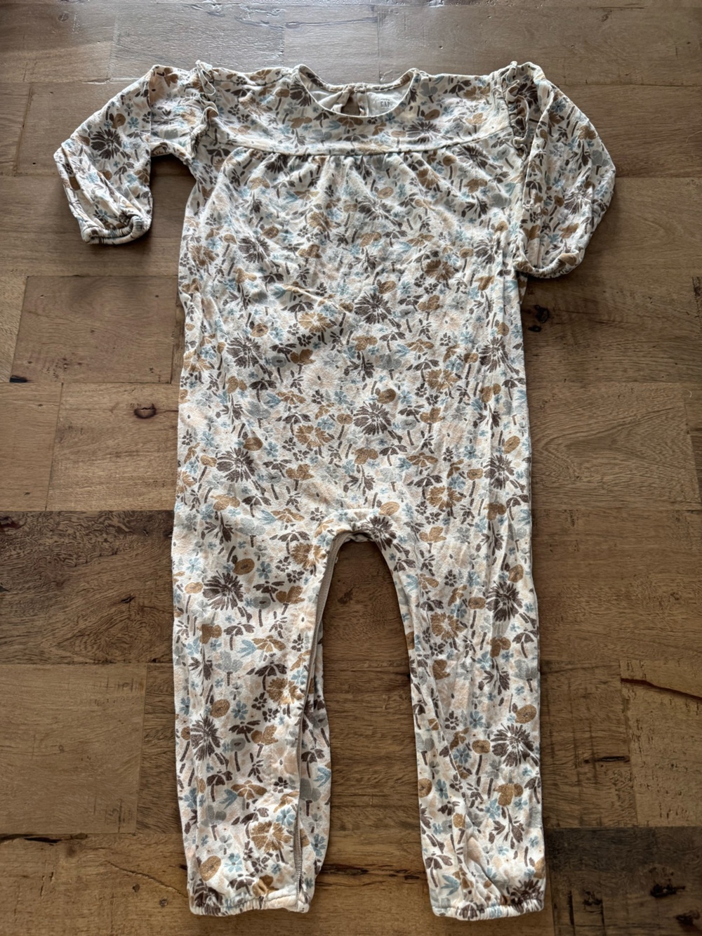GAP Girls Floral One-Piece Romper - Neutral ruffle sz 18-24 months